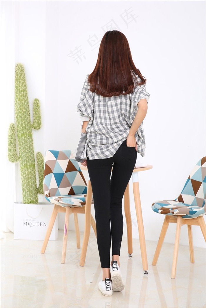 邻居的色诱中文字幕