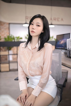 精品在现视频自拍网院