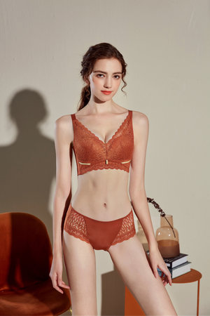 大内密探零零性