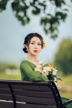 住在隔壁的邻居