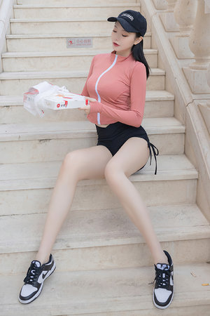 粉嫩虎白女mp视频详情介绍