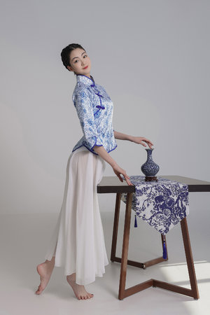 18禁无翼乌工口全彩大全