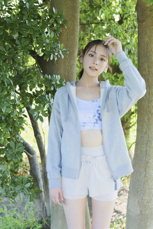 91精品国产丝袜黑色高跟鞋