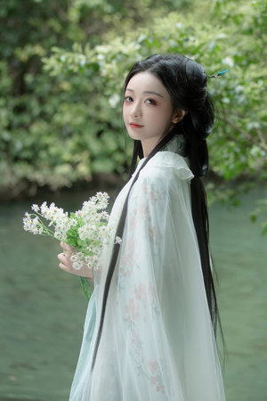 一屋两夫TXT笔趣阁