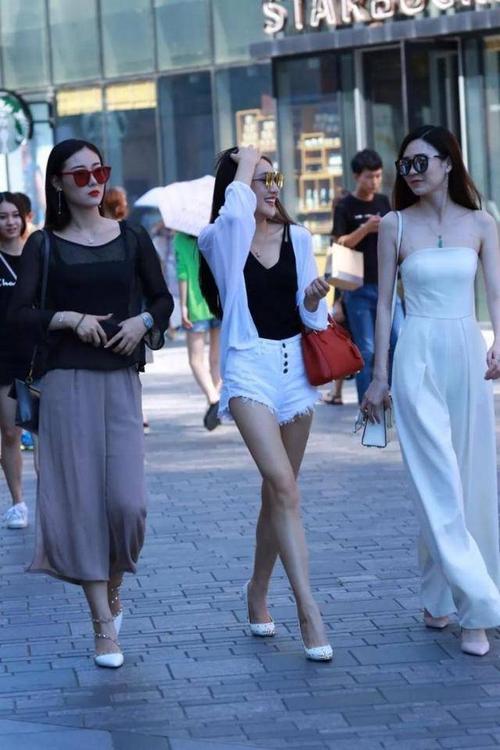 坐公交忘穿内裤被挺进经历小说