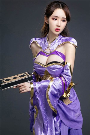 伊人影视在线观看日韩区