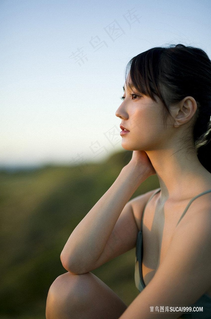 三更2饺子在地上做