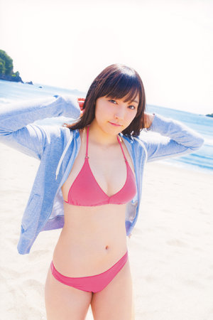 狠狠挺进宁荣荣的身体