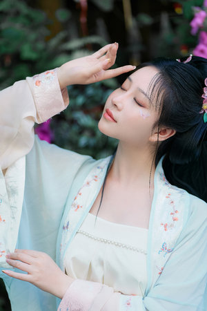 电影《法国空姐6》